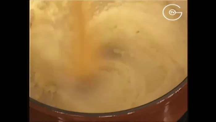 Réserver la polenta.