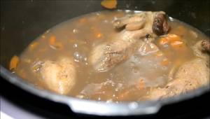 Recette Cookeo : Cailles au Vin Rouge Délicieuses