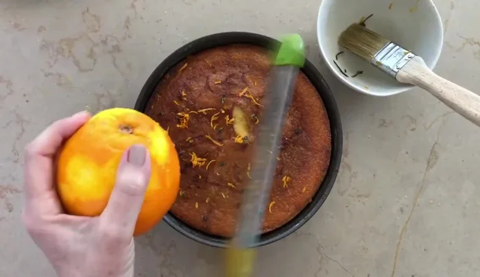 Ajouter un peu de zeste de citron (facultatif).