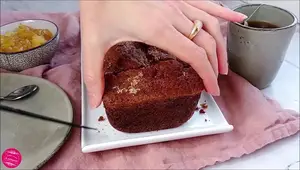 Gâteau au yaourt moelleux : Recette facile et rapide