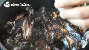 Moules au Curry et Lait de Coco : Recette Facile et Délicieuse