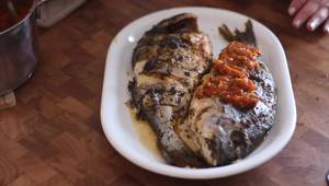 Recette Poisson au Four, Tomates & Olives: Saveurs Marocaines