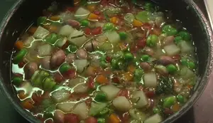 Recette estivale : Soupe froide au basilic - Facile et rafraîchissante
