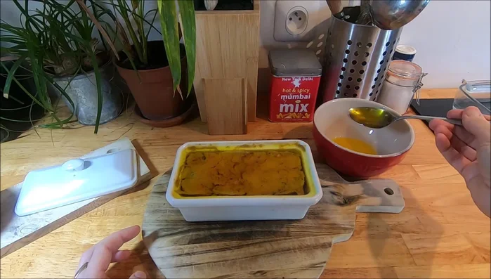 Dressage des assiettes : disposez soigneusement tous les plats sur vos assiettes pour une présentation festive.