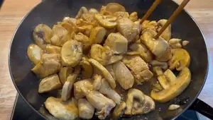 Recette irrésistible: Poulet aux champignons à l'ail