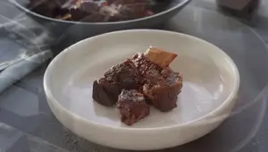 Côtes courtes braisées au Madère : recette française classique