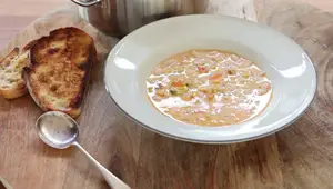 Soupe Dauphinoise : Recette Régionale Française Facile