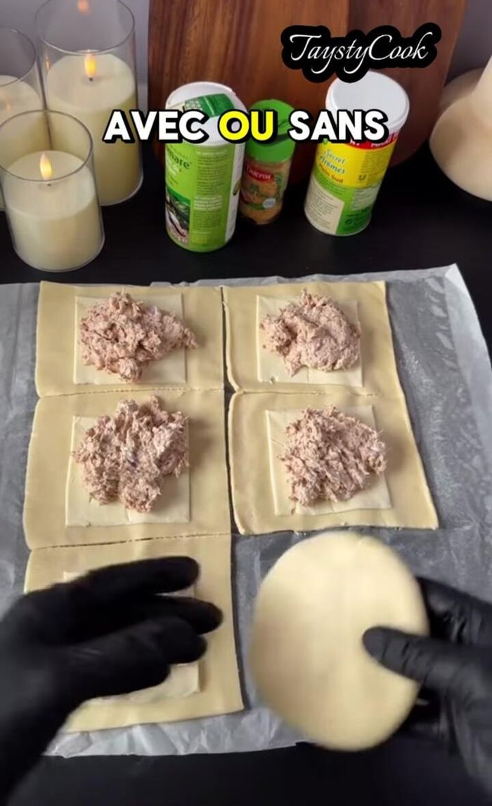 Faire cuire les cheese nan dans une poêle avec ou sans matière grasse, jusqu'à ce qu'ils soient dorés des deux côtés.