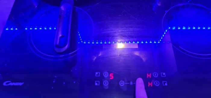 Ajouter le Nutella et la chantilly (facultatif). [839.16]