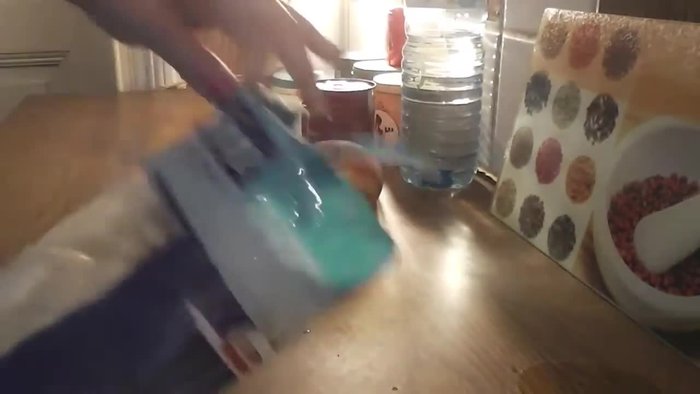 Ajouter les calamars et laisser cuire jusqu'à ce qu'ils soient prêts.