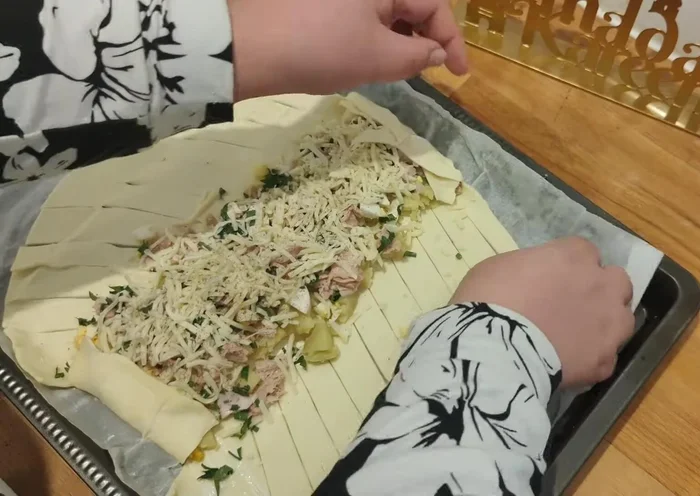 Tresser la pâte.