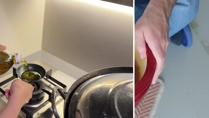 Faire chauffer l'huile de pépins de raisin jusqu'à ce qu'elle soit fumante.
