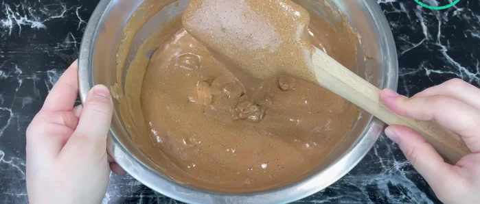 Répartir la mousse dans des ramequins ou verrines.