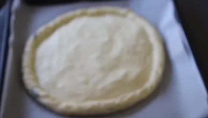 Piquer la pâte à la fourchette.