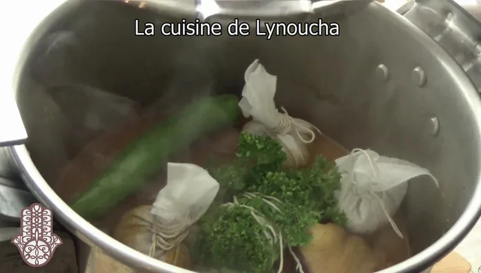 Laissez cuire à couvert sous pression pendant 20 minutes.