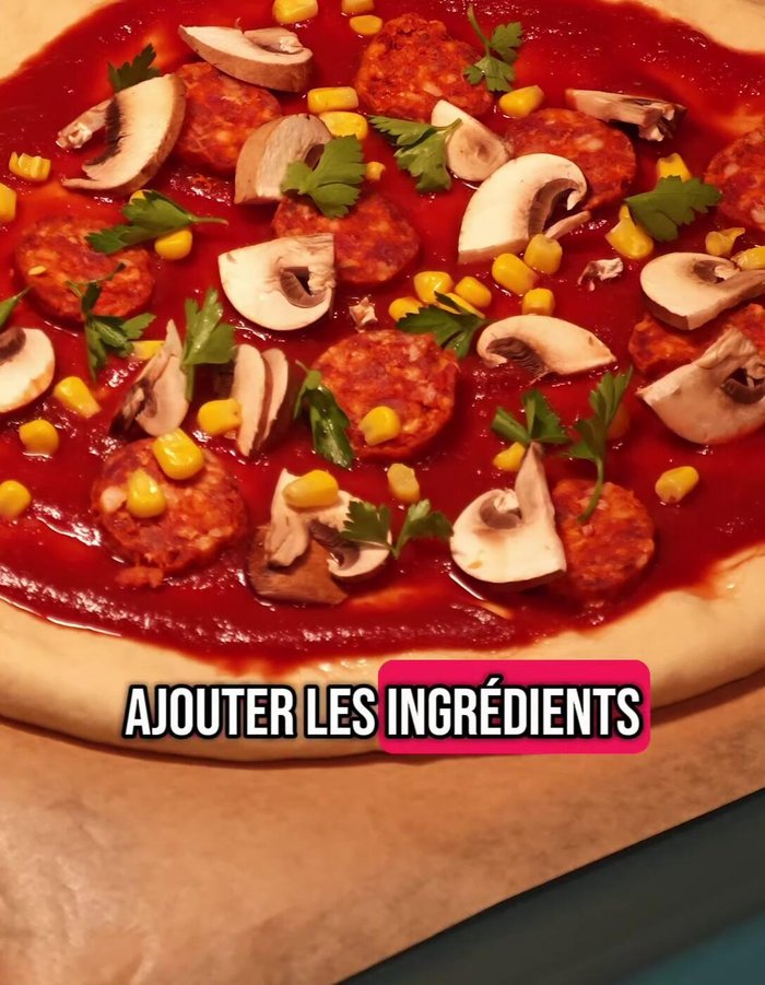 Ajouter les ingrédients de votre choix sur la pâte.