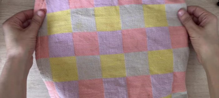 Couvrez et laissez pousser 30 à 45 minutes.