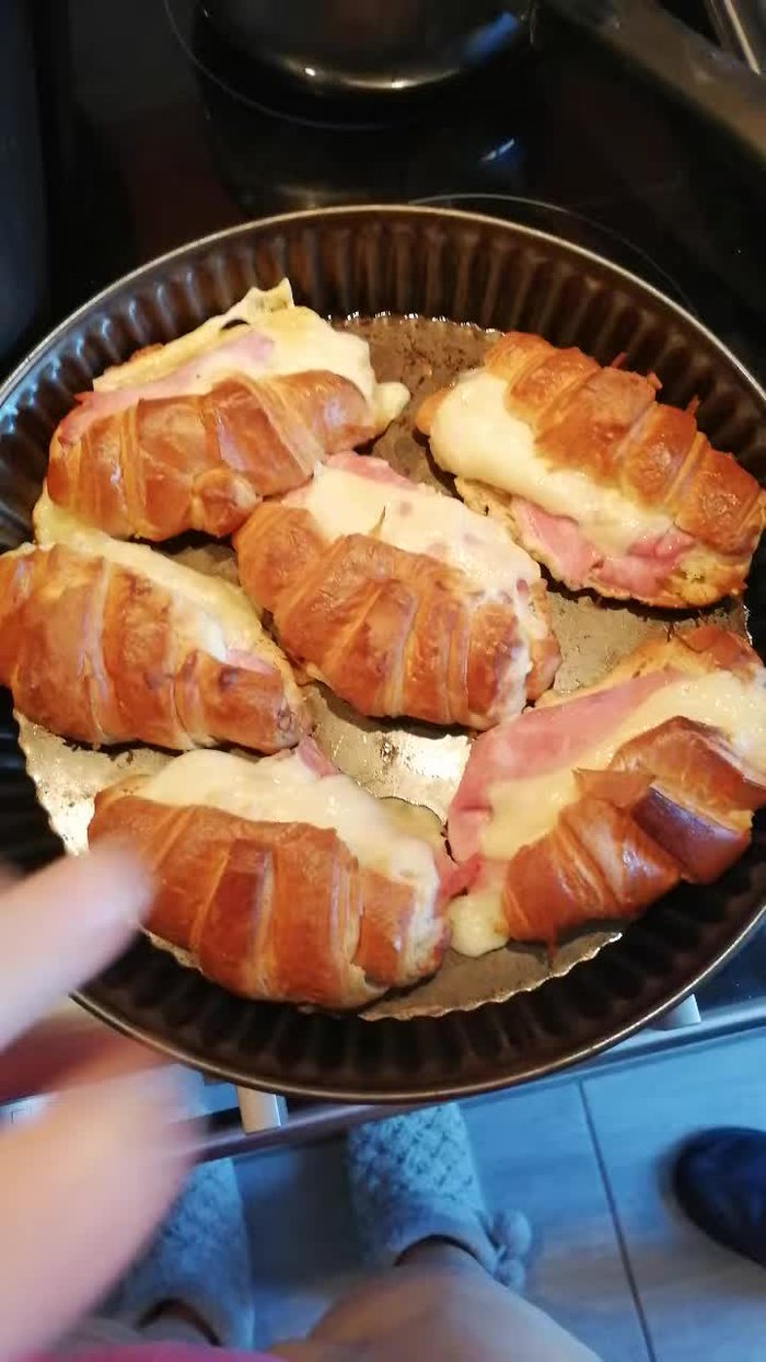 Préparer la béchamel maison.