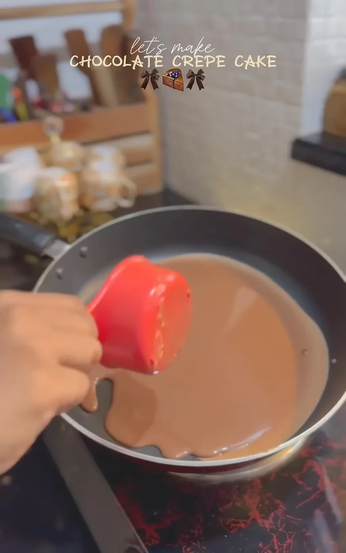 Préparez 14 crêpes.
