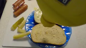 Recette de Chien Polonais façon Wienerschnitzel + Choucroute facile