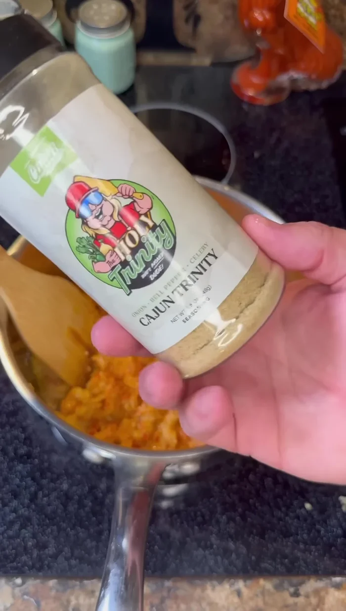 Laisser mijoter jusqu'à ce que la sauce épaississe.