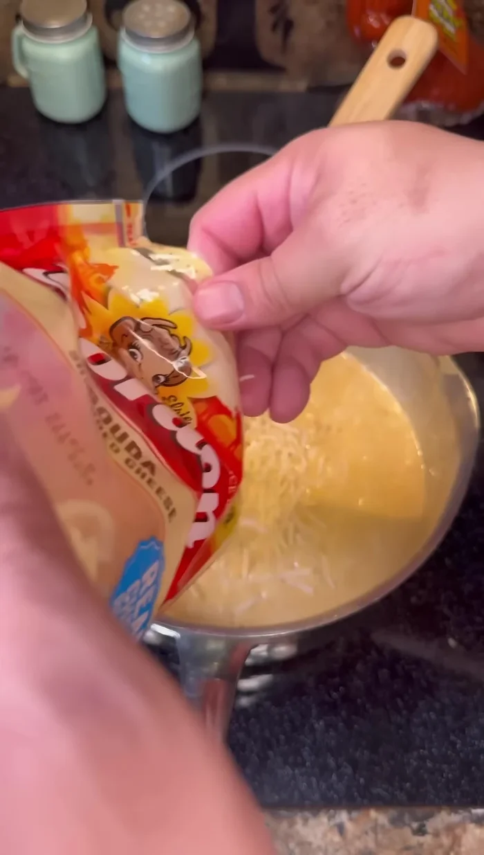 Gouter et ajuster l'assaisonnement si nécessaire.