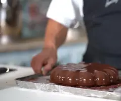 Gâteau Chocolat Moelleux Facile : Recette Inratable pour Enfants
