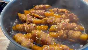 Roulés de porc braisés aux pommes de terre - Recette facile