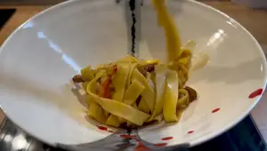 Soupe Nouilles Porc Sauté: Recette Chinoise Réconfortante