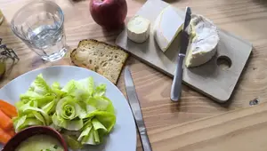 Recette rapide et économique : Œufs au four au fromage