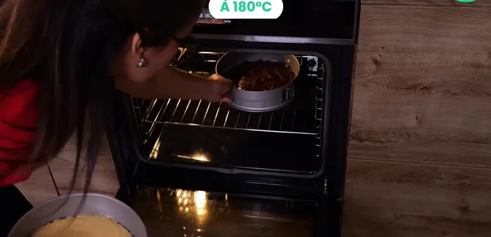 Cuire 25 minutes à 180°C.