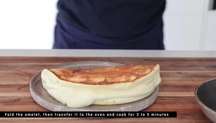 Enfourner pendant 4 à 5 minutes.