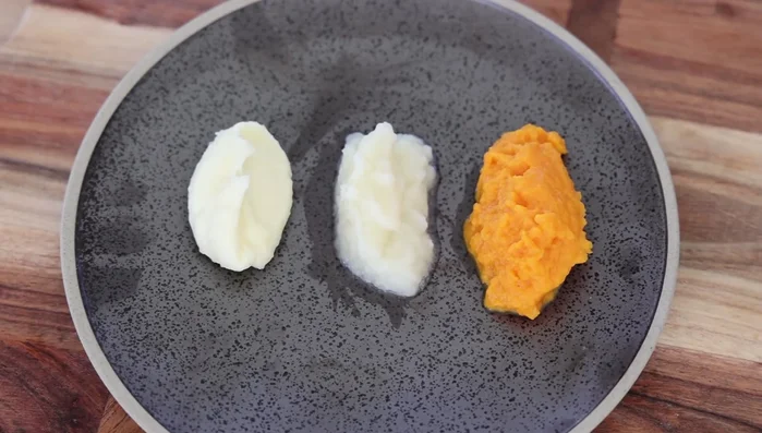 Servir les trois purées.