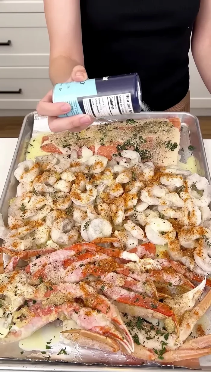 Enfourner pendant environ 50 minutes (fruits de mer congelés).