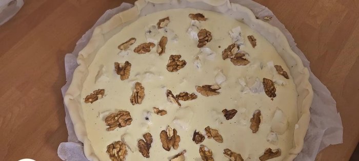 Ajouter une cuillère à café de miel liquide (facultatif).