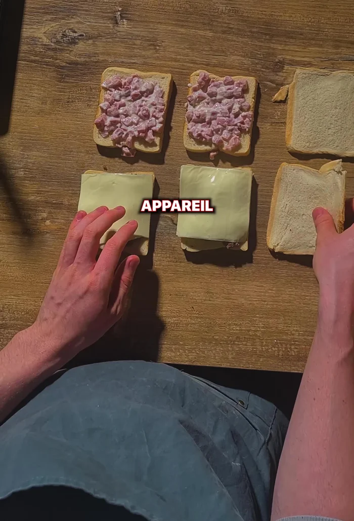 Faire cuire le croque monsieur dans un appareil à croque-monsieur jusqu'à ce qu'il soit doré et croustillant.