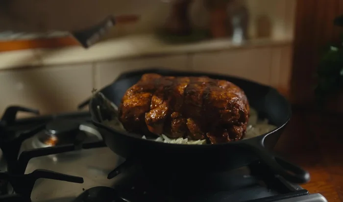 Vérification de la cuisson (test de tendreté).