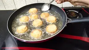 Recette Tikki Riz Soufflé : Gâteau croustillant facile